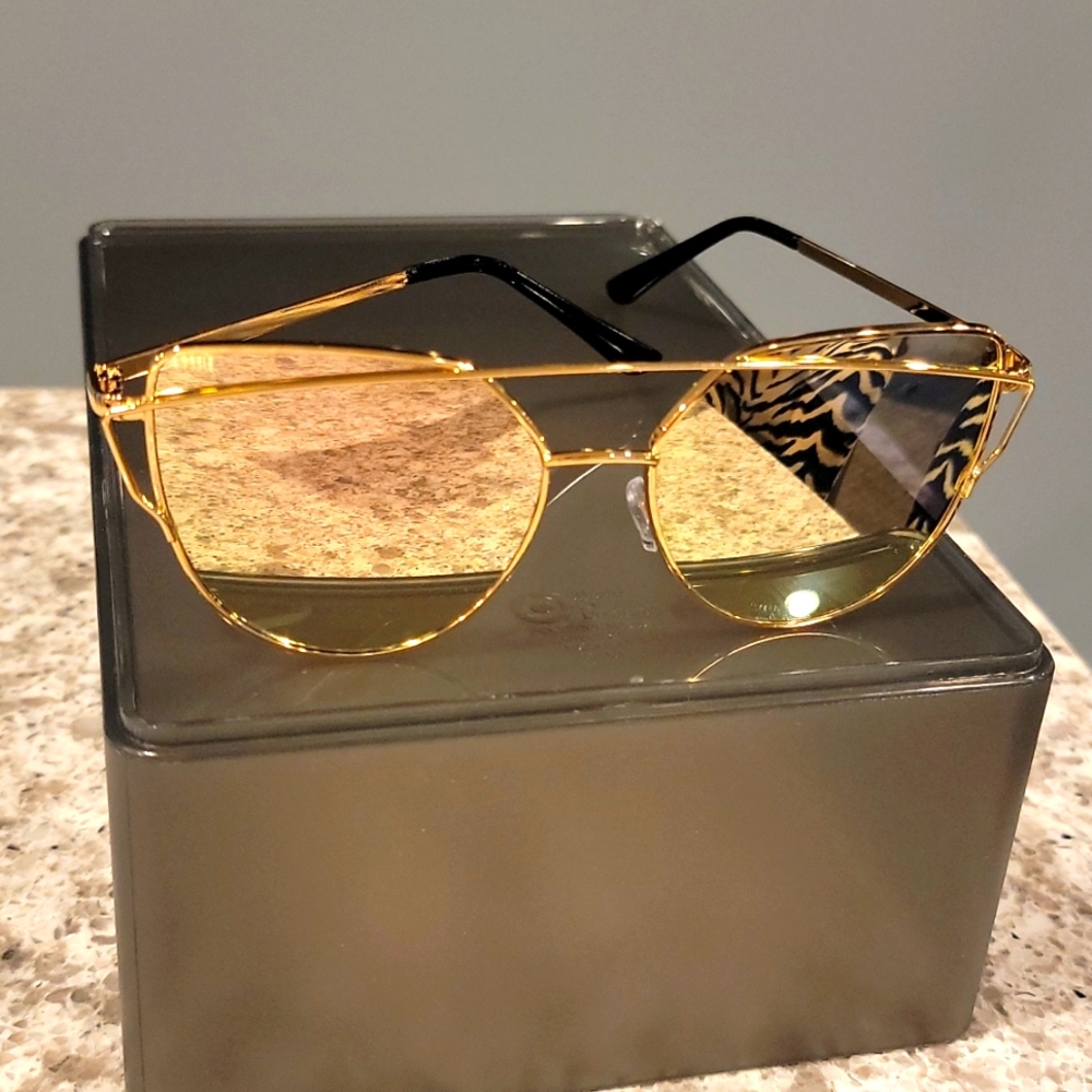 Rose gold sunglasses, womens, gold frame